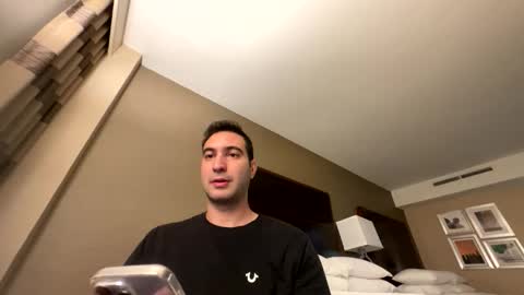 ragnearyou online show from December 1, 2025, 4:28 am