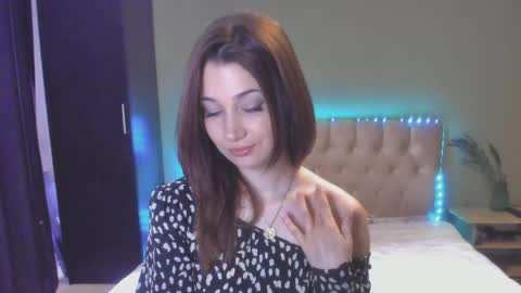 Snapshot of rahatlocum chatting on May 13, 2026, 6:44 am Sofie online show from May 13, 2026, 6:44 am