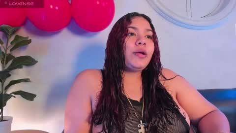 raichell_sweet_curvy online show from June 10, 2026, 3:18 am