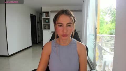 Snapshot of rainbow_jenny chatting on May 31, 2026, 4:47 pm Jennyindependent model . online show from May 31, 2026, 4:47 pm