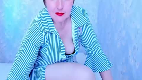 rainbowladyy online show from April 17, 2026, 1:47 pm