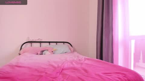 Joline and Alexa online show from October 29, 2025, 11:34 am