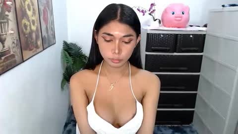 raindrizzle1706 online show from March 13, 2026, 3:29 pm