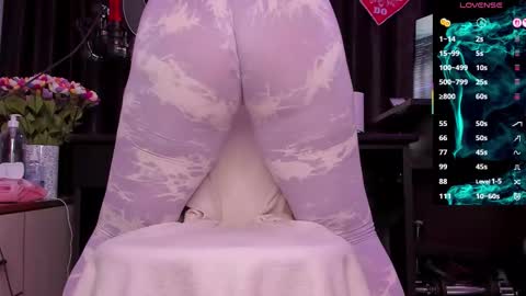 Laura online show from December 3, 2025, 3:58 am