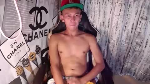 ralfhuge24 online show from December 19, 2025, 5:03 am