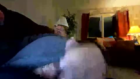 Snapshot of rambos2015 chatting on December 5, 2025, 4:43 am Rambos2015 online show from December 5, 2025, 4:43 am