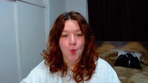 Snapshot of ramona15 chatting on November 7, 2025, 11:16 pm Ramona online show from November 7, 2025, 11:16 pm