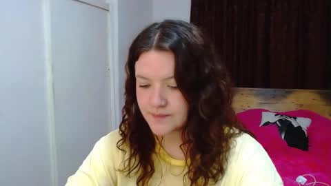 Snapshot of ramona15 chatting on February 17, 2026, 11:33 pm Ramona online show from February 17, 2026, 11:33 pm