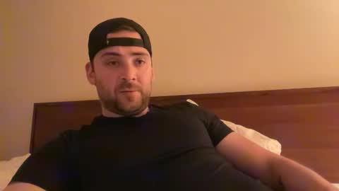 Snapshot of randomdude5950 chatting on March 30, 2026, 2:34 am randomdude5950 online show from March 30, 2026, 2:34 am