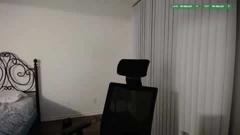 randomink3 online show from March 27, 2026, 2:28 am