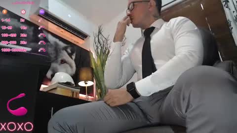 randylukehot online show from September 9, 2025, 6:51 pm