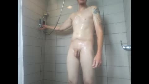 randyrichard_25 online show from June 10, 2026, 3:22 pm