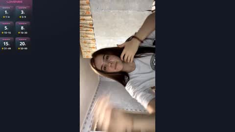 Lia online show from September 20, 2025, 3:02 pm