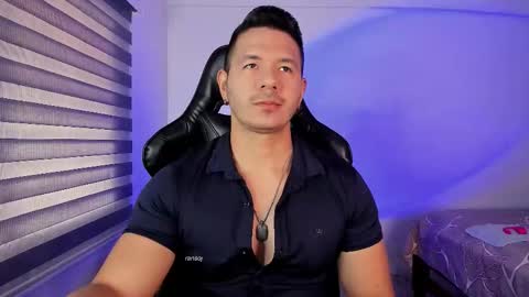 Jonas online show from November 9, 2025, 2:26 pm