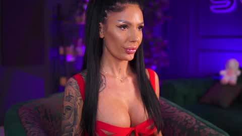 Raquelle online show from December 21, 2024, 12:53 am