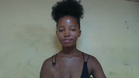 Snapshot of rasoanirinaa chatting on February 21, 2026, 8:54 pm rasoanirinaa online show from February 21, 2026, 8:54 pm