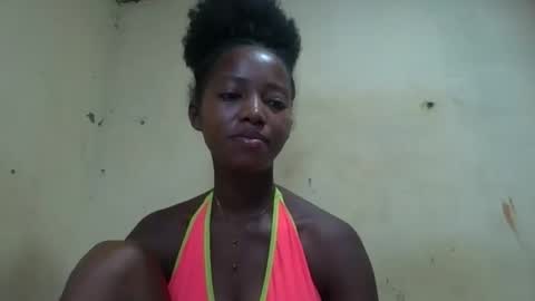 Snapshot of rasoanirinaa chatting on March 1, 2026, 4:25 am rasoanirinaa online show from March 1, 2026, 4:25 am