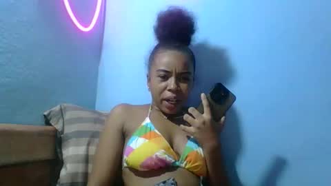 Snapshot of rasoelysca chatting on February 1, 2026, 3:38 am rasoelysca online show from February 1, 2026, 3:38 am