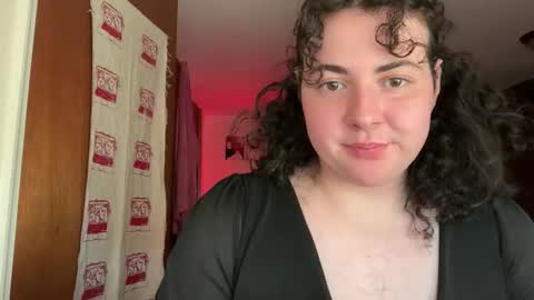 Snapshot of raspberrytommy chatting on December 16, 2025, 8:14 pm Tommy online show from December 16, 2025, 8:14 pm