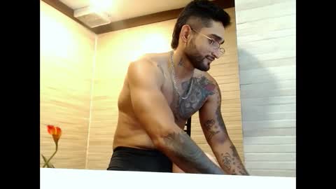 Snapshot of rauldickins chatting on May 19, 2026, 2:56 pm rauldickins online show from May 19, 2026, 2:56 pm