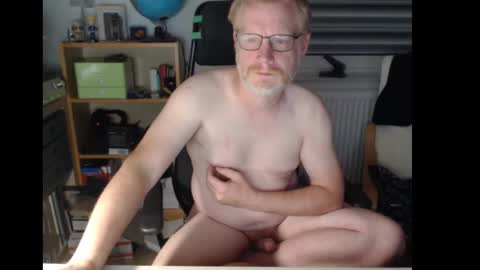 Raunchy me online show from November 5, 2025, 10:43 pm