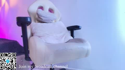 Snapshot of rave_paradise chatting on October 16, 2025, 11:00 am   online show from October 16, 2025, 11:00 am