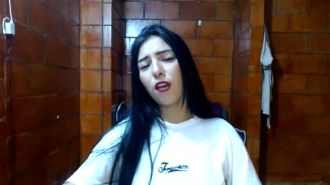 Snapshot of raven__purple chatting on January 29, 2025, 1:58 am raven__purple online show from January 29, 2025, 1:58 am