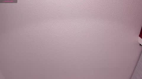 Snapshot of raven__white1 chatting on January 28, 2025, 2:00 am Raven online show from January 28, 2025, 2:00 am