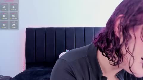 Snapshot of raven__white1 chatting on January 30, 2025, 9:25 pm Raven online show from January 30, 2025, 9:25 pm