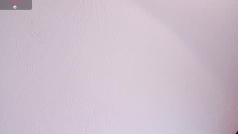 Snapshot of raven__white1 chatting on February 7, 2025, 10:20 pm Raven online show from February 7, 2025, 10:20 pm