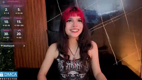 raven_rox_ online show from February 15, 2026, 1:46 am