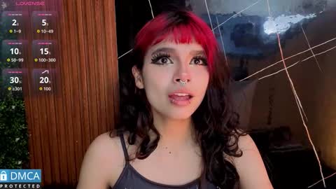 raven_rox_ online show from February 19, 2026, 3:02 am