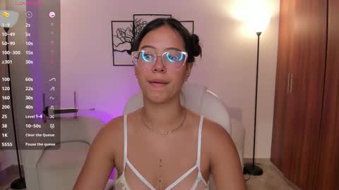 Raven online show from November 18, 2025, 3:12 am