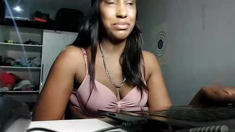 ravenbby online show from April 9, 2026, 2:33 am