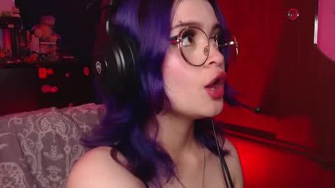 raventh_ online show from October 12, 2025, 7:35 pm