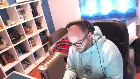 ravingr3d3 online show from March 10, 2025, 9:10 am