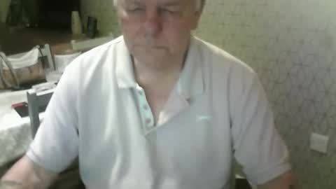 ray47 online show from September 14, 2025, 11:04 pm