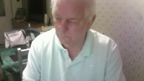 ray47 online show from October 17, 2025, 10:12 pm