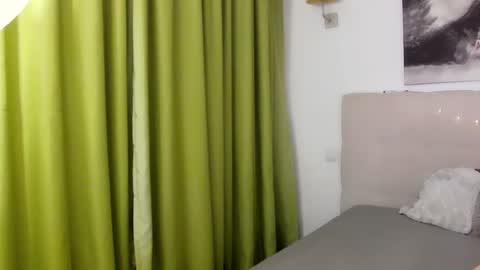 ray_arissa online show from January 25, 2025, 7:17 am