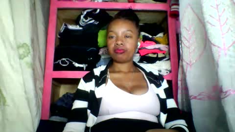 rayana_69 online show from May 15, 2026, 11:23 pm