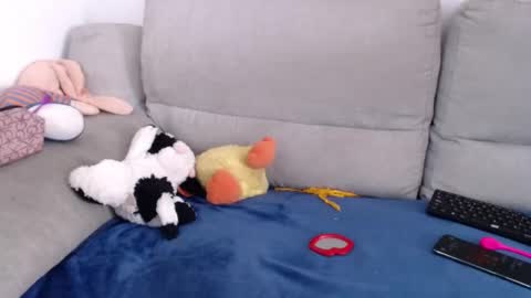 Ray  online show from September 13, 2025, 12:49 pm