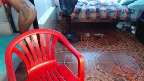 Ray  online show from November 12, 2025, 2:50 pm