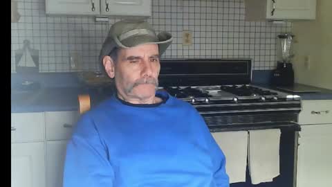 Ray online show from November 30, 2025, 9:41 pm