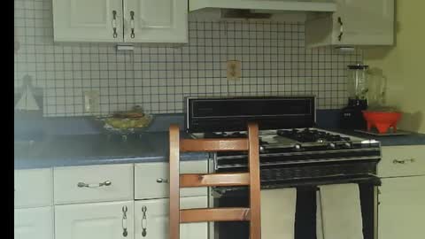 Ray online show from January 8, 2026, 10:50 am