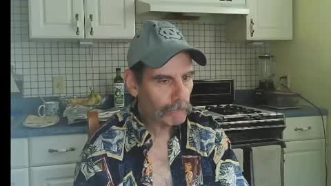 Ray online show from June 7, 2026, 4:33 pm