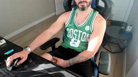 raysexparty online show from April 30, 2026, 6:31 am