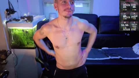 Rayzel online show from February 7, 2026, 4:43 pm