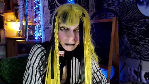  Yrriel Strife Candy-Demon Caveboy mr. Cringe   online show from January 20, 2025, 10:04 pm
