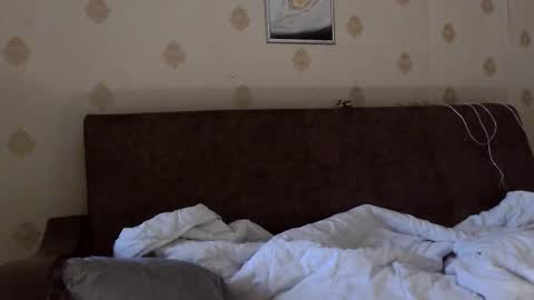  Yrriel Strife Candy-Demon Caveboy mr. Cringe   online show from October 2, 2025, 5:36 am