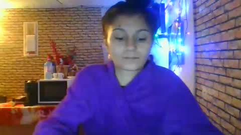 real_coupl3 online show from January 7, 2026, 8:06 am